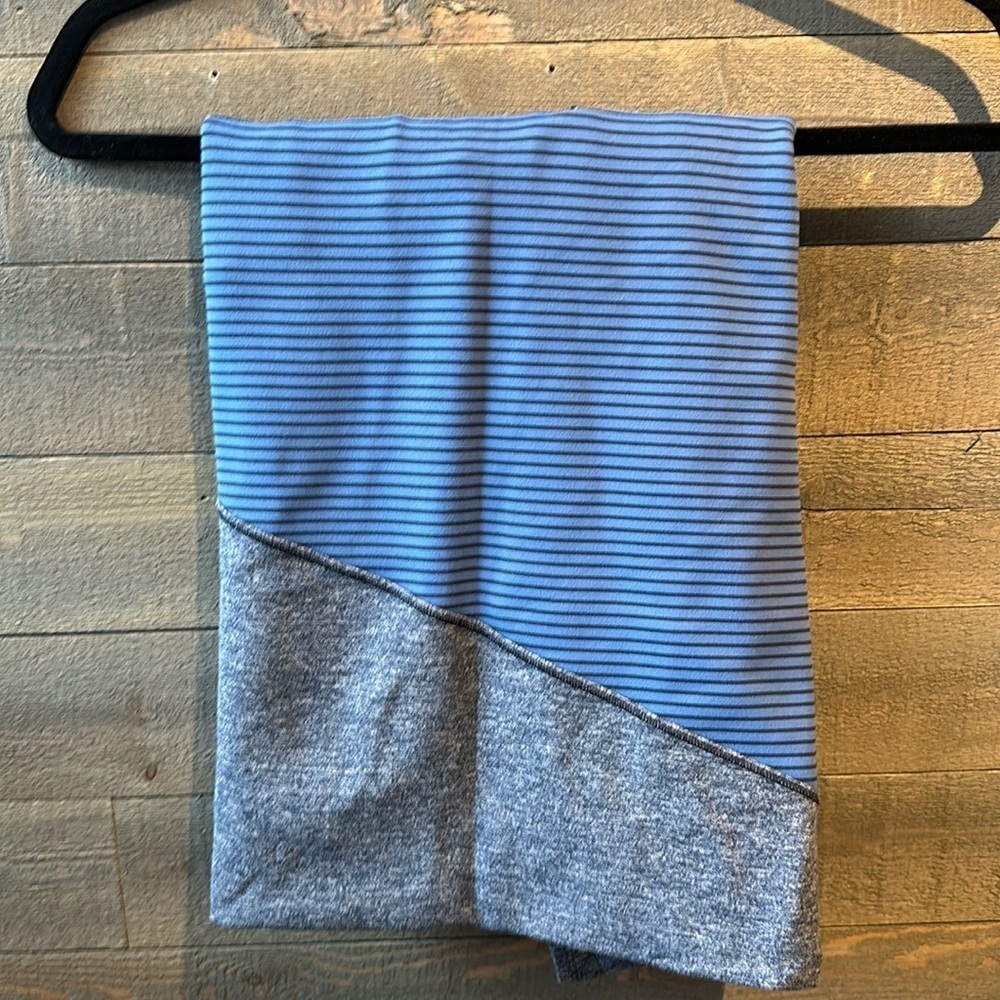 Lululemon Women’s Vinyasa Scarf Blue Wrap